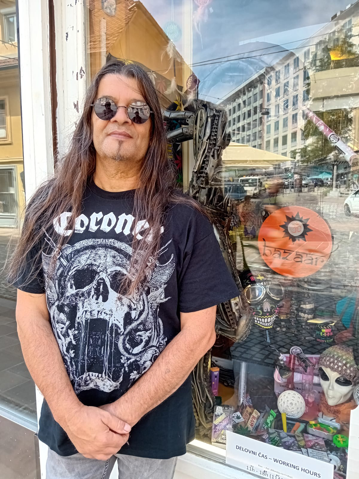 Chris BlackWolf guitarist
